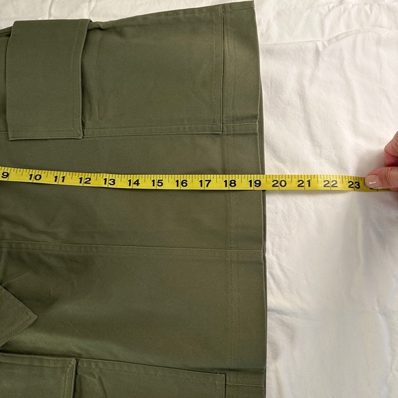 LOFT Outlet | Deep Lichen Green Belted Cargo Skirt - Women - Picture 6 of 9